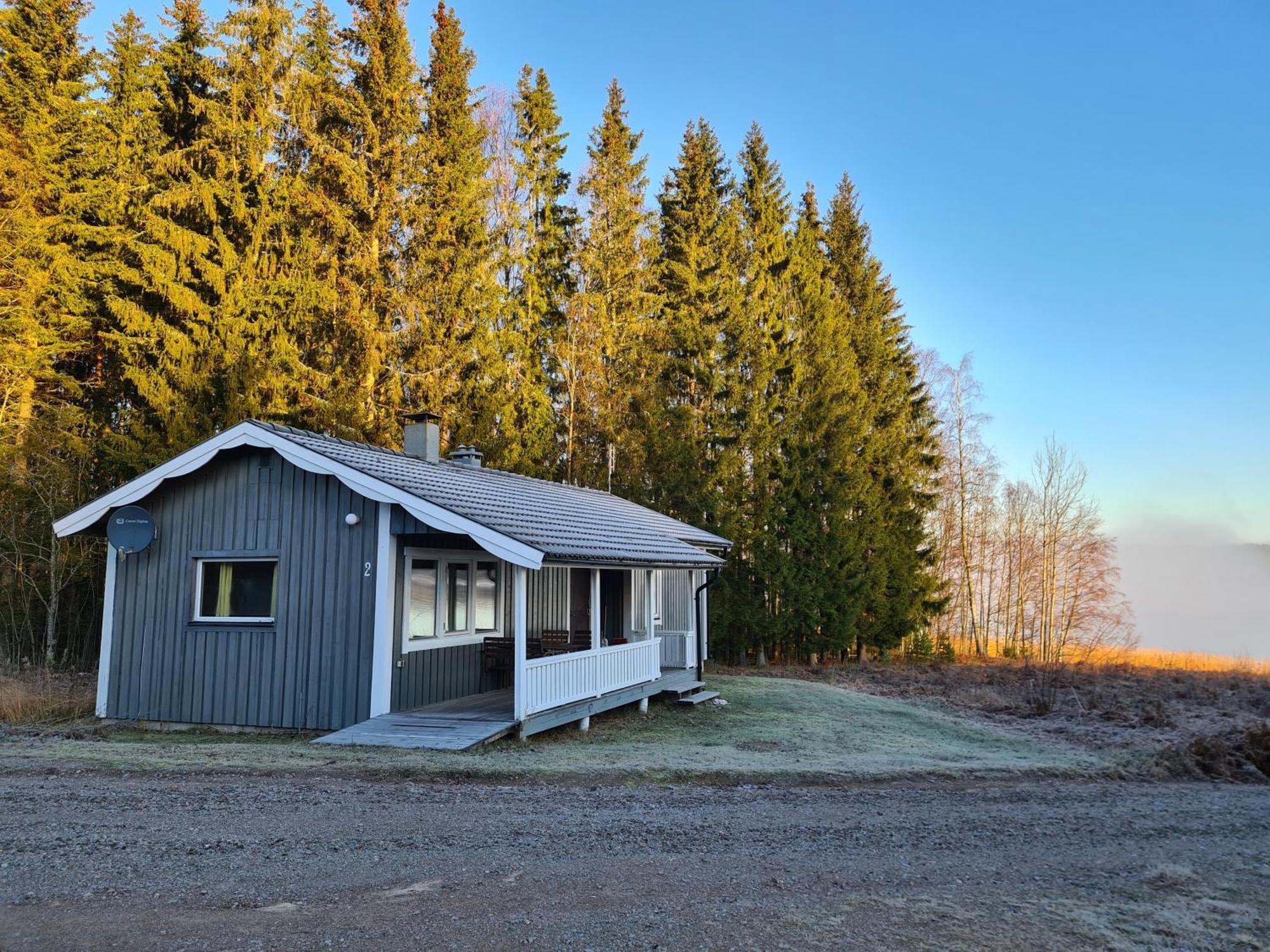 Apartamento Bjoernbyn Stugby Råda Exterior foto