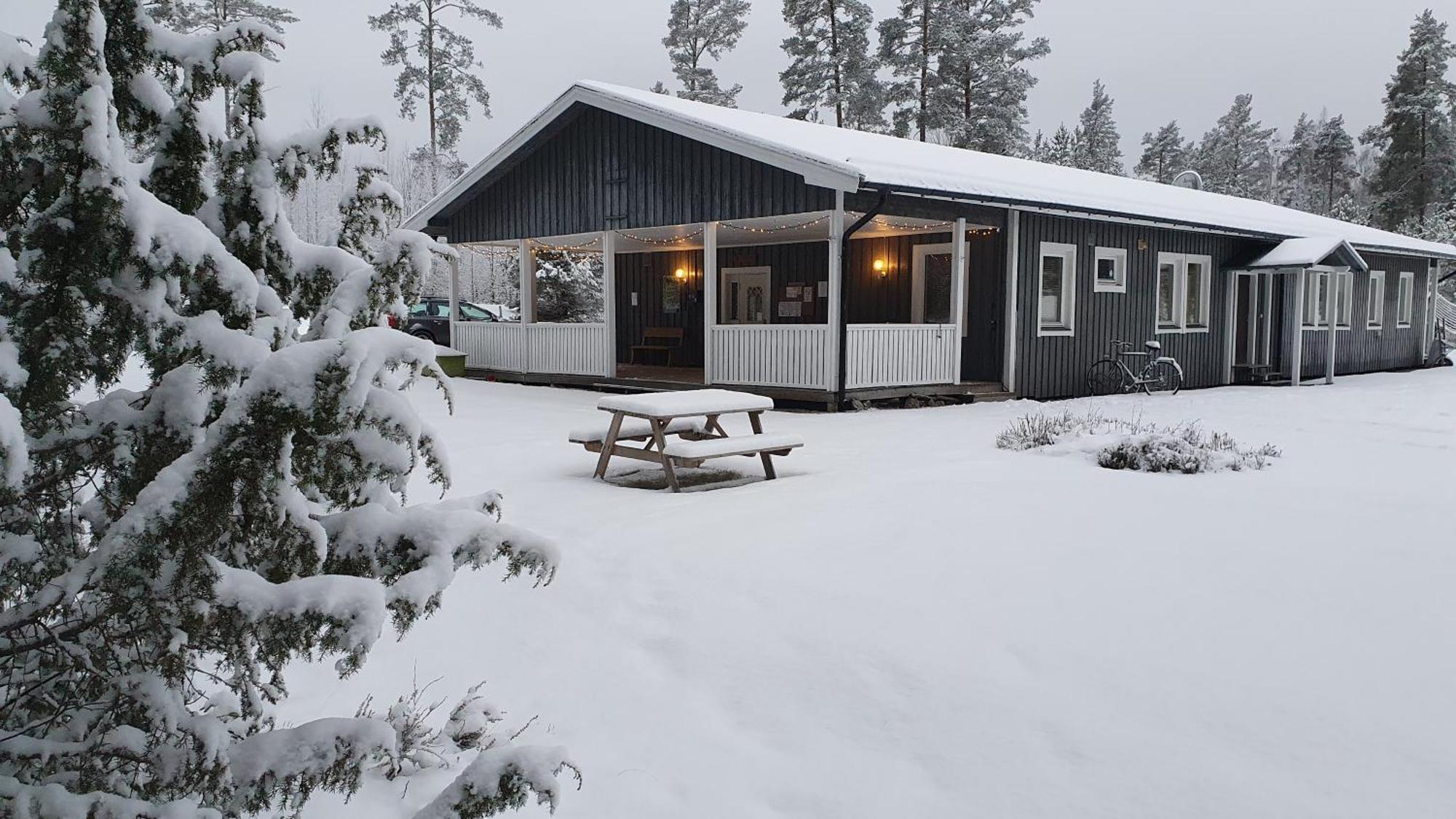 Apartamento Bjoernbyn Stugby Råda Exterior foto